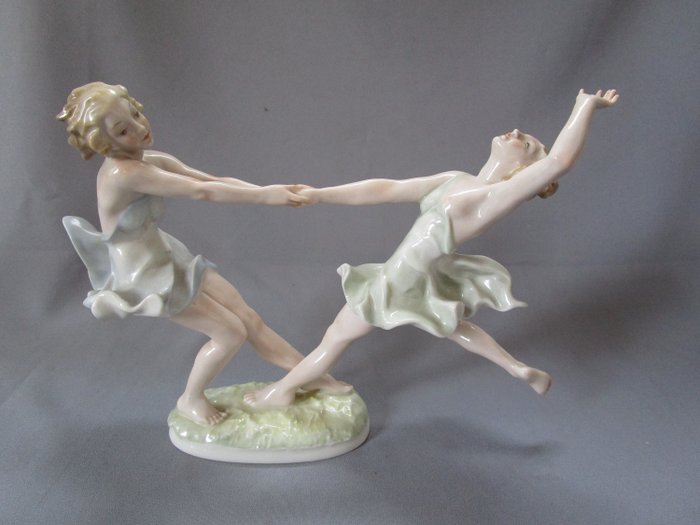 Karl Tutter - Hutschenreuther - Selb Kunstabteilung - Figurine(s), "dancing girls" - Porcelain