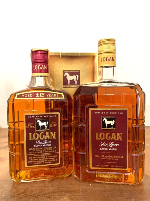 Logan 12 years old De Luxe Scotch Whisky - White Horse Distillers - b. Década de 1970 - 75cl & 1 litre - 2 botellas
