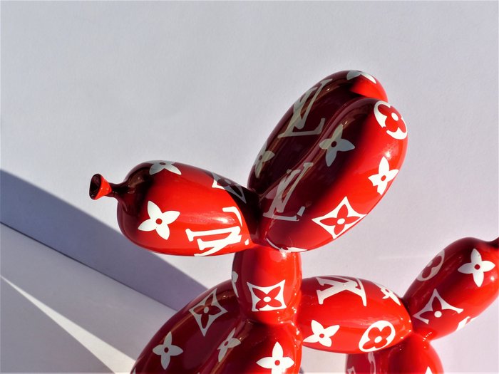 Louis Vuitton Balloon Dog Statue in Red