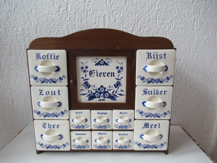 Old wooden spice rack with porcelain trays - Wood and porcelain