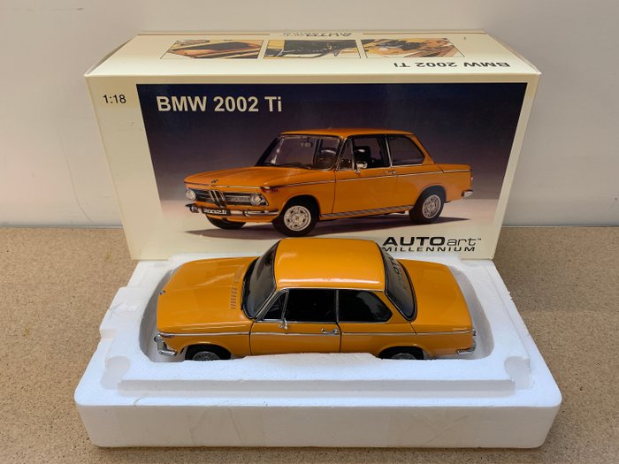 Autoart - 1:18 - BMW 2002 Ti - AA70506 - Colorado Orange - nagyon ritka
