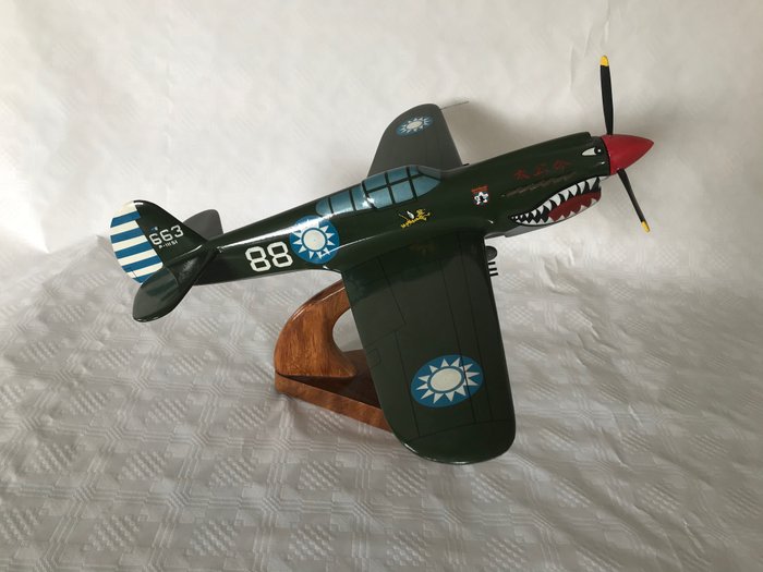 Breitling – Vliegtuig P40 Flying Tigers