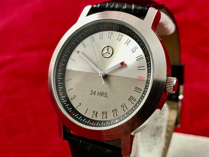 Relógio de pulso - 24 Hour Military Time Classic Design - Mercedes-Benz - Depois de 2000