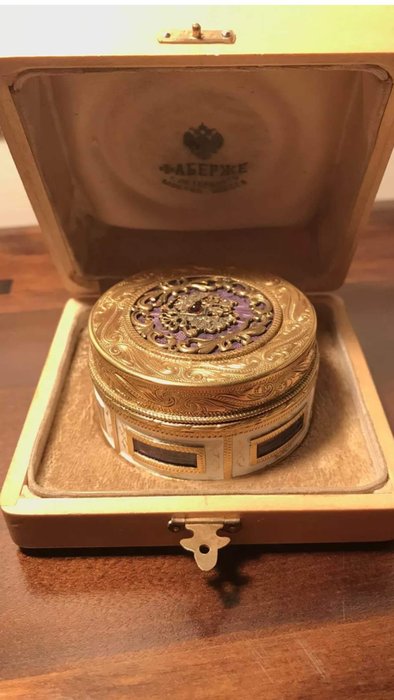Tabaquera, Caja de rapé de diamantes de esmalte plateado ruso raro (1) - .875 (84 Zolotniki) plata, Plata dorada - Rusia - Principios del siglo XX