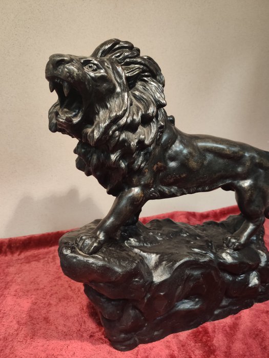 Georges Omerth (1895-1925) - 獅子, 雕像 - 鋅合金 - 20世紀初