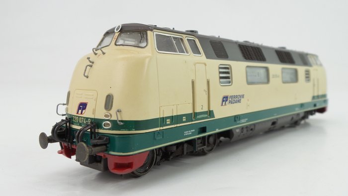 Roco H0轨 - 43582.1 - Diesel-hydraulic locomotive - BR 220（V200.0） - Ferrovie Padane (FP)