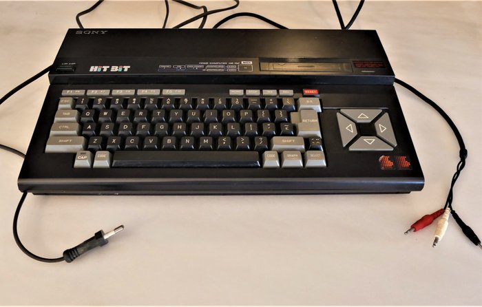 1 Sony Hit Bit Sony personal computer MSX HB-75P - Dator i vintage-stil