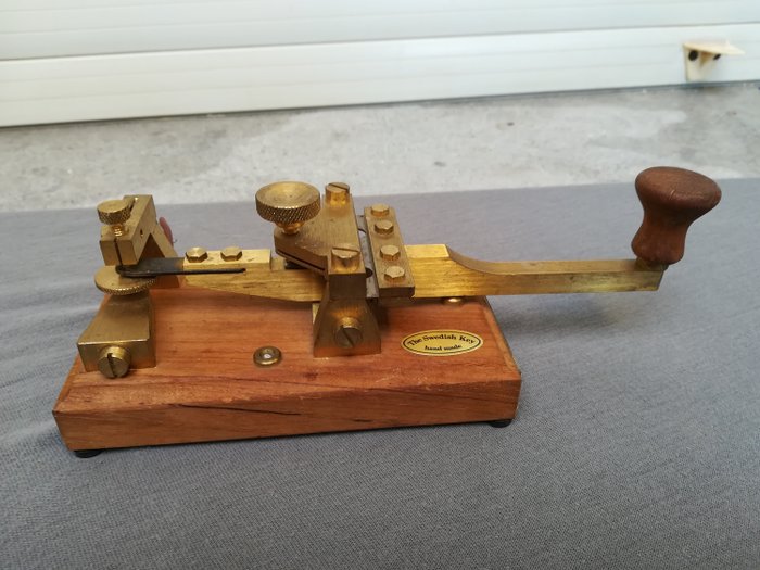 Lennart Pettersson & co - Instrument, Morse Telegraph Key - schwedisch - Holz - Messing