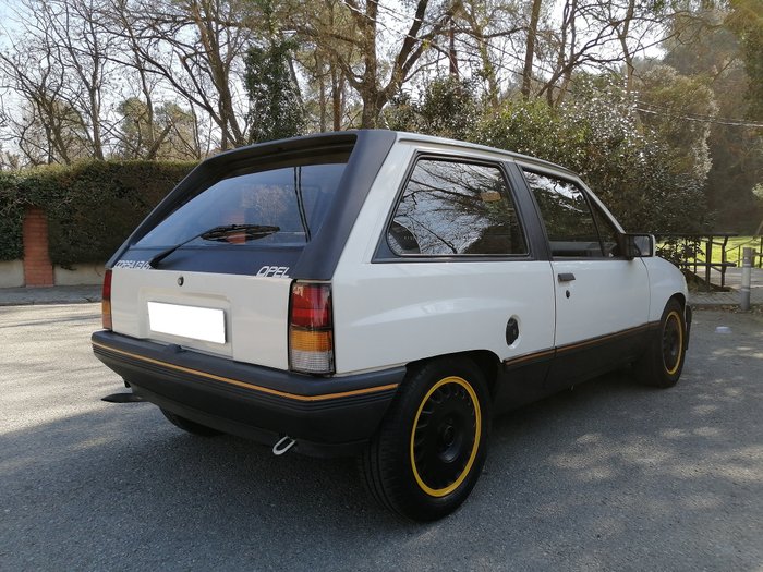 Opel – Corsa 1.3 GT- 1985