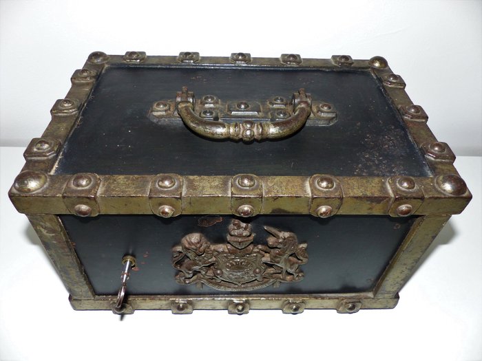 Caja fuerte, dice "incombustible" - Napoleón III - Acero, Hierro (fundido) - Mediados del siglo XIX