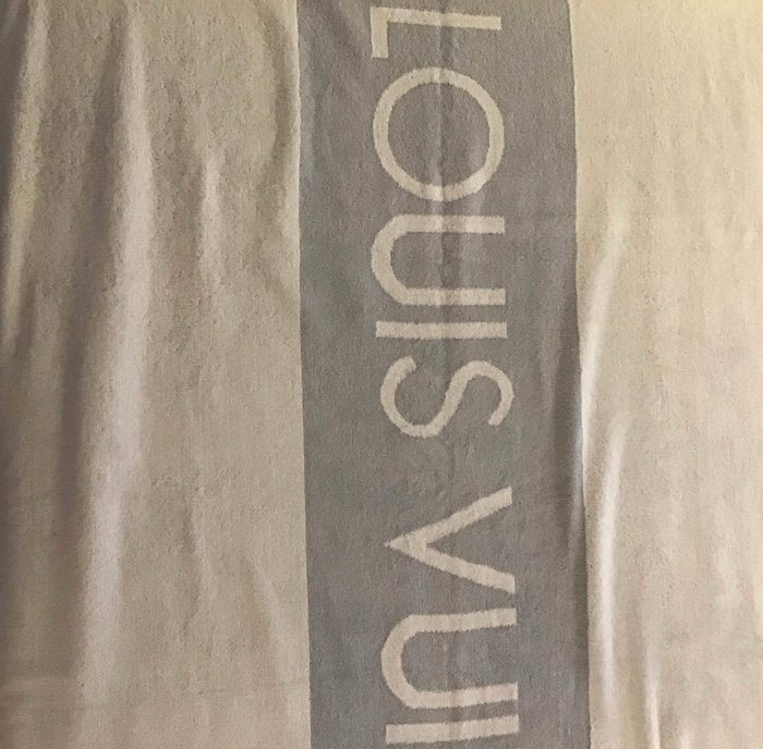 Louis Vuitton 浴巾