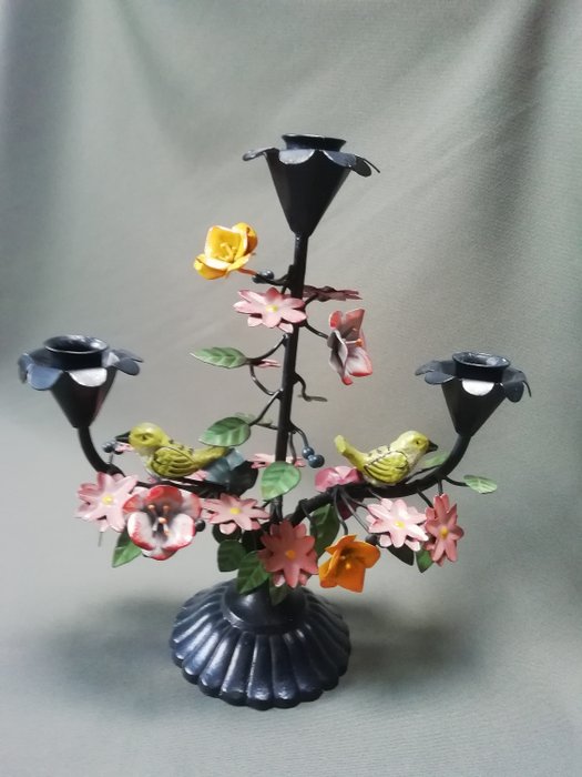 Eisen mehrarmigen Kerzenhalter mit Vögeln und Blumen - Eisen (Gusseisen/ Schmiedeeisen)