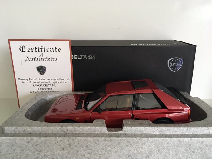 Autoart - 1:18 - Lancia Delta S4