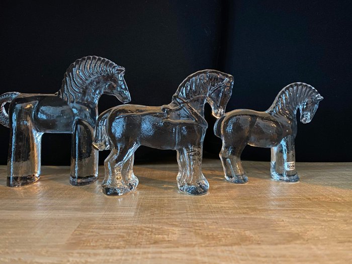 Erik Höglund - Kosta Boda - 玻璃物品, 動物園系列 (3) - 玻璃, 馬