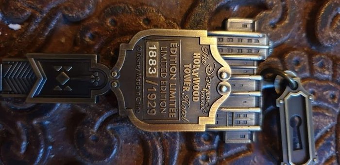Disneyland Paris – Collectable Ride key – Hollywood Tower Hotel – Tower of Terror