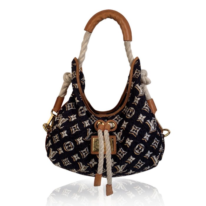 Louis Vuitton - Limited Edition Navy Cruise Bulles MM Hobo - Catawiki