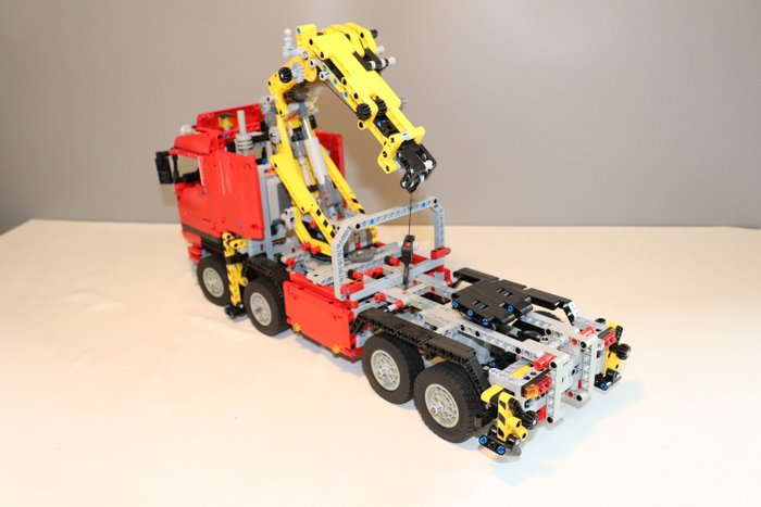 LEGO – Technic – 8258 – Kraanauto – 2000-present