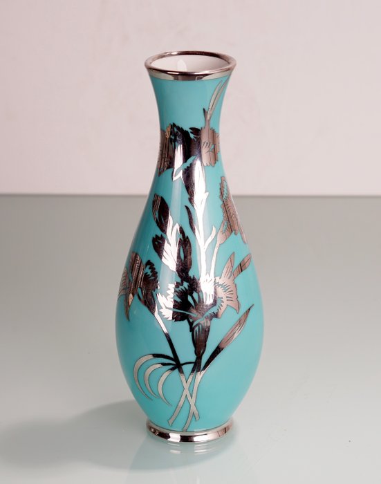 Friedrich Deusch - Porzellfabrik Hertel, Jacob & Co. - 银色镶青绿色花瓶，配以花卉装饰-1950年代 - 瓷