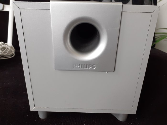 1 Philips A5.600/00D - Sistema de altavoces de cine en casa multimedia 5.1 para PC - En la caja original