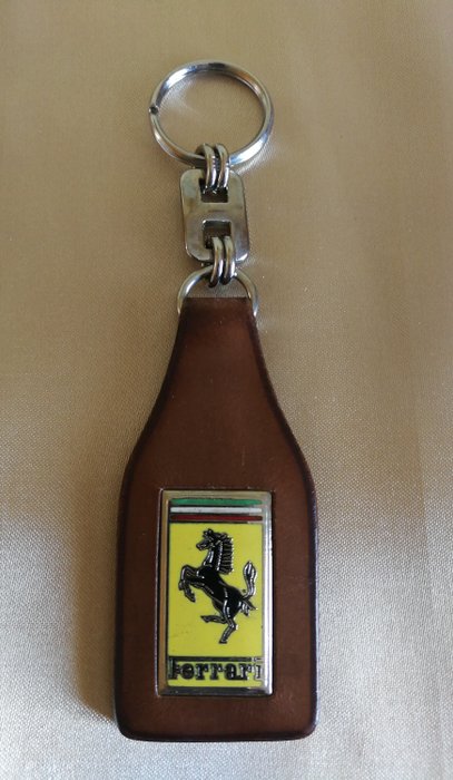 Productiecentrum Huisdieren Modderig Ferrari originele Scendoni sleutelhanger - Scendoni - - Catawiki
