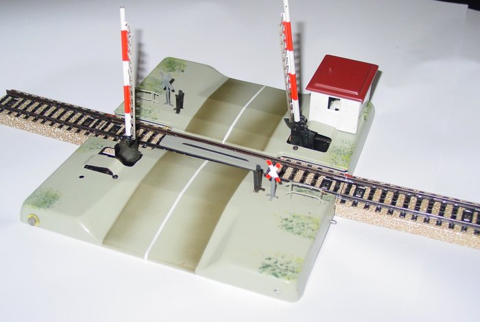 Märklin H0 - 7192 - Spor - Helt automatisk planovergang M-Rail