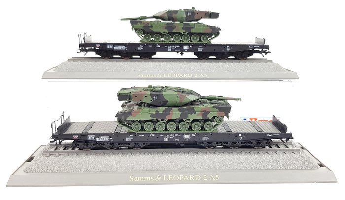 Roco, Minitanks H0 - 835 - Szállítókocsi - Két nehéz tehergépjármű Panzer Leopard tartályokkal - DB