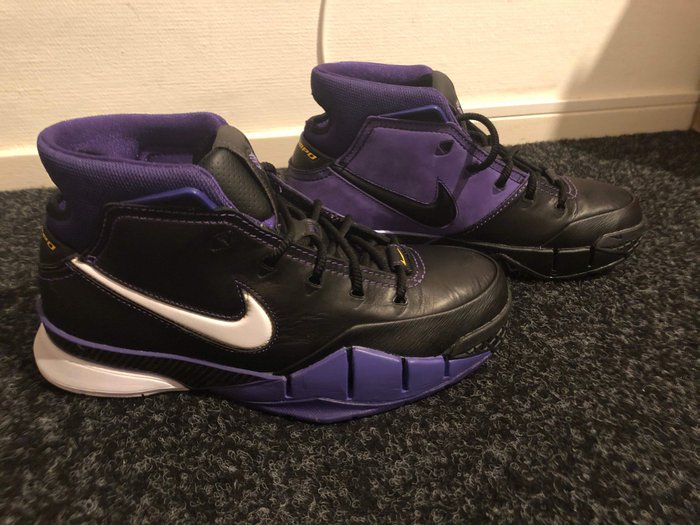 Nike - Kobe 1 Potro Sneakers - Size: US 