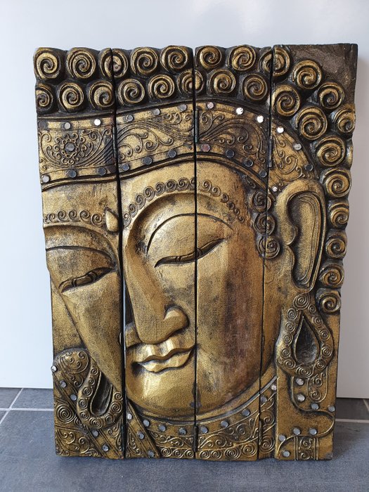 Buddha Wandplatte / Wandpaneel / 4 Luke - Holz, Blattgold und Glassteine - Buddha, mandalay - Myanmar - Zweite Hälfte des 20. Jahrhunderts