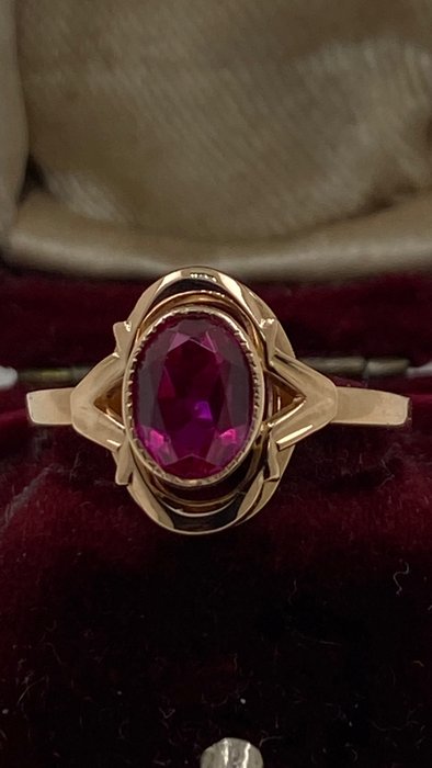 14 carats Or rose, Anneau d’or russe de Ruby - Bague Rubis