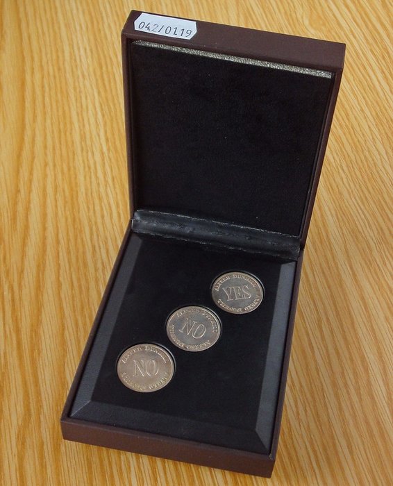 Dunhill - Monete in argento sterling (925) / gettone decisionale (3x) SÌ / SÌ - SÌ / NO - NO / NO - Set