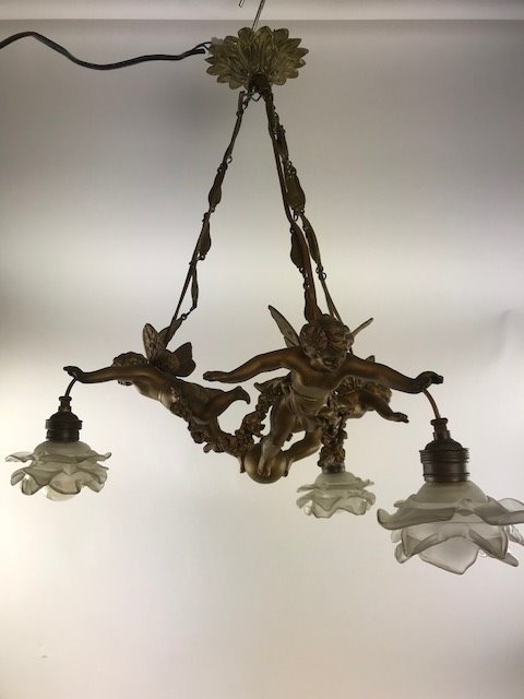 Hanging lamp with three cupids – 3 light points – Glas, Zamak – about 1900