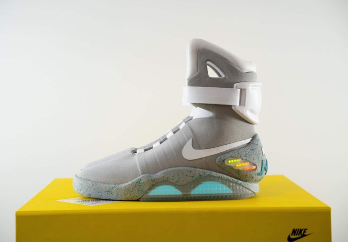 2011 back to the future nikes