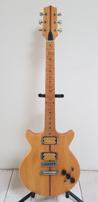 Arirang (?) – Neck through – Elektrische gitaar – Zuid-Korea – 1980