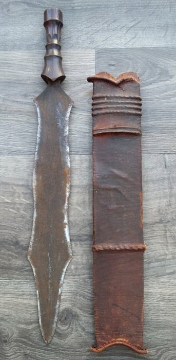 非洲非洲之劍匕首刀-皮鞘 - 鋼鐵，鐵，木材，皮革 - SALAMPASU - DR Congo 