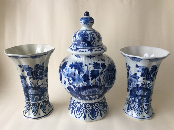 De Porceleyne Fles, Delft - 3件套櫃 (3) - 陶器