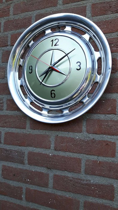 Vintage Classic Hubcap Wall Clock W100 W108 W109 W110 Catawiki