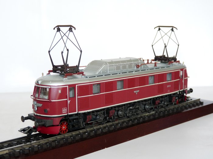 Märklin H0 - 8369 - Elektrische locomotief - E-19, met adelaar en (dichtgemaakt) hakenkruis  - DRG