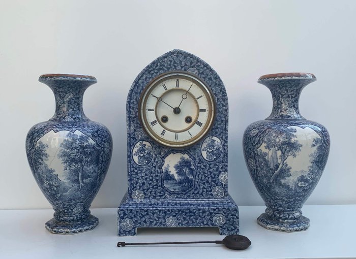 时钟 - Villeroy en Boch Flamand / Henri Jullien (ca.1880) - 陶瓷 - 20世纪上半叶