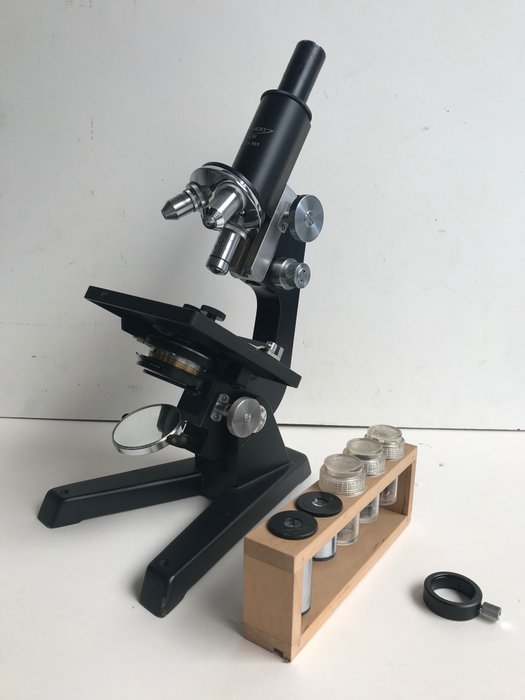 C.Reichert Wien microscoop Type RC nr 208 .101