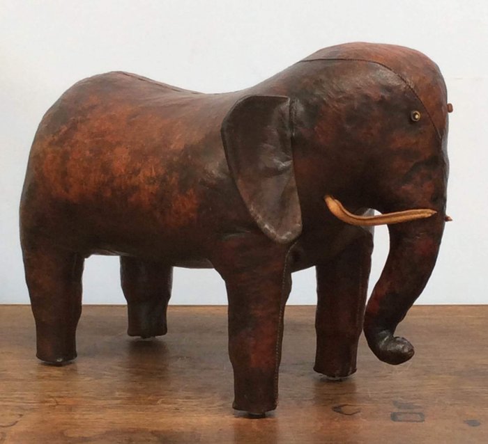 Dimitri Omersa - Liberty's of London - Jalkaterä, nahka norsu