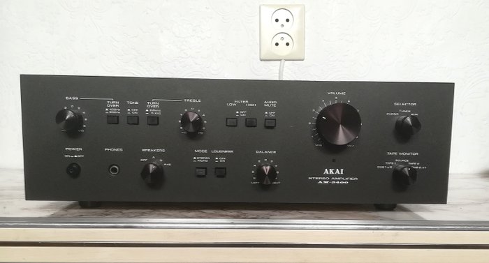 Akai - AM-2400 - Stereo-forsterker