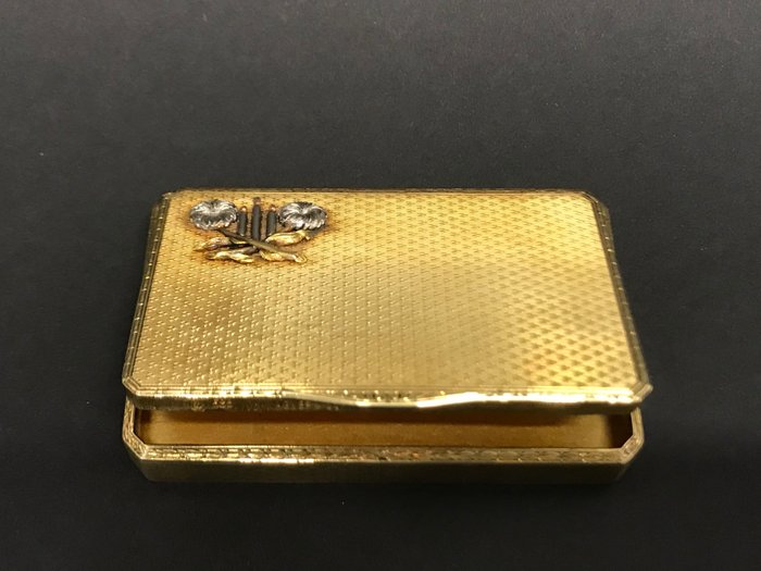 Jalokivikorvainen savukelaukku - .585 (14 kt) kulta - Saksa - 1900-luvun alkupuoli