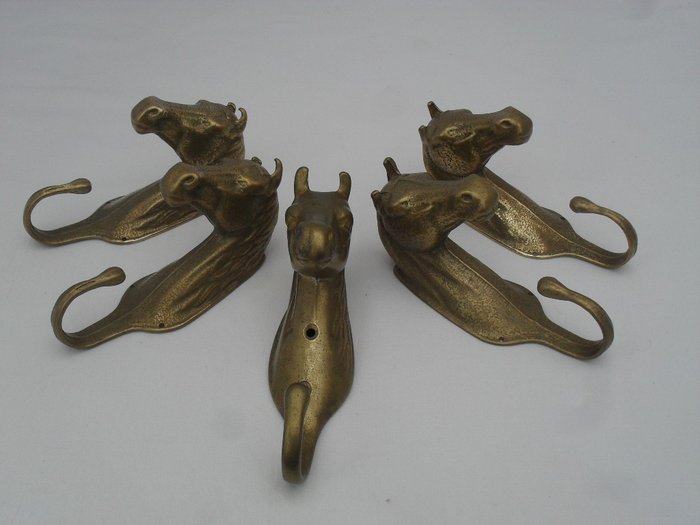 Beautiful Vintage Coat Rack Hooks With Horse Head - Horse Head (5) - Brass,  Copper - Catawiki