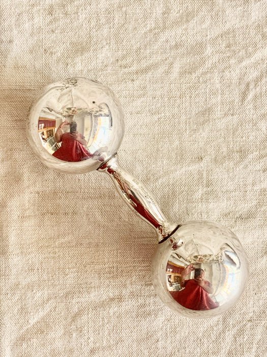 Um magnífico chocalho de prata 925 para bebê - .925 prata - Tiffany co - América do Norte - meados do século XX