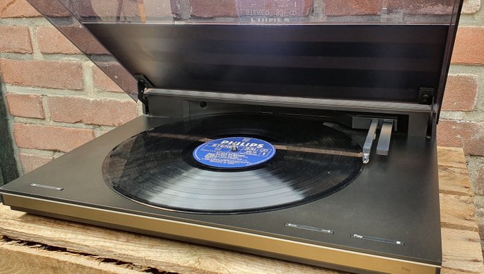 B&O - Beogram 9000 - Gira-discos