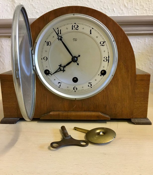 Enclume Antique Horloge Anglais Carillon Westminster - Bois - XXe siècle