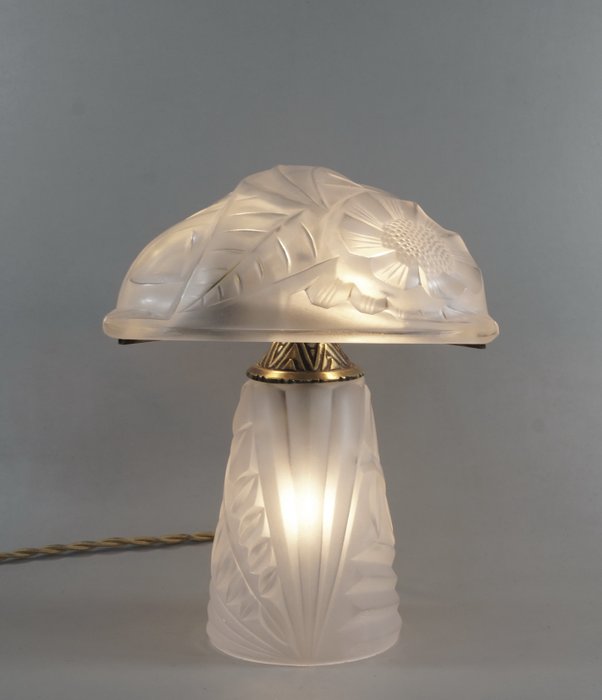 Degué - French art deco lamp - Catawiki