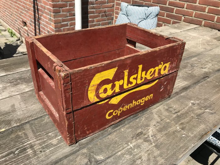 Caixa de madeira antiga da propaganda da cerveja de Carlsberg dos anos 20 - Madeira