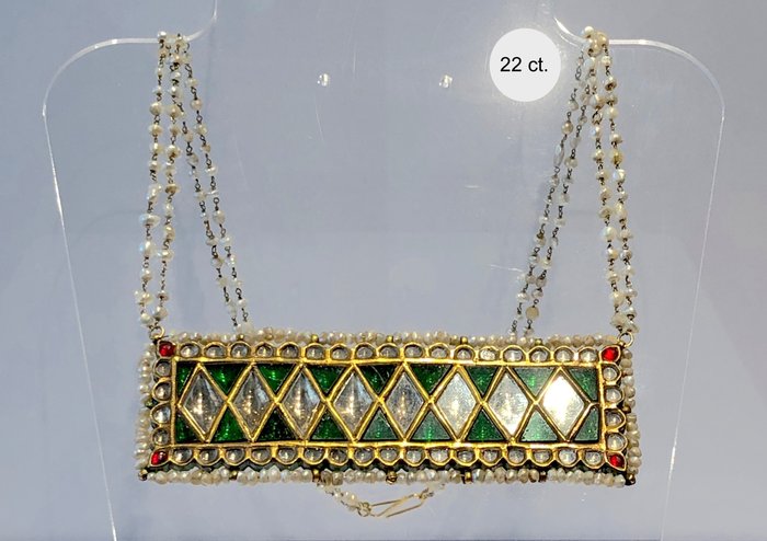 Necklace 1 Glass Gold 22 Kt Enamel Pearls Of Basra Catawiki,One Wall Kitchen Designs With Island