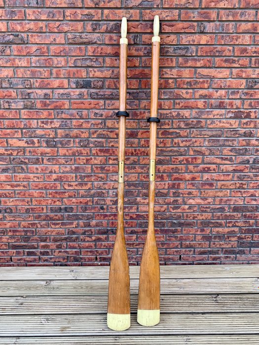 Două vâsle din lemn antice - Alamă, Lemn - circa 1900-1920